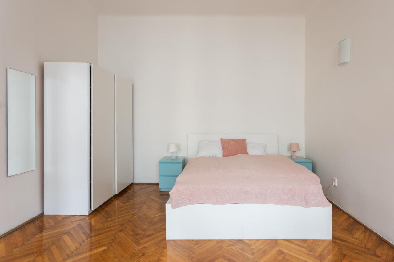 Welcoming Flat In Vinohrady By Prague Days Apartment Exterior photo